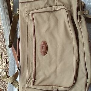 Ford Eddie Bauer hanging suit travel suitcase bag